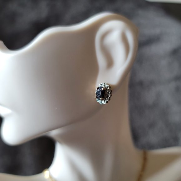 Diamond, Sapphire & Gold Necklace & Earrings Set - Picture 3 of 7